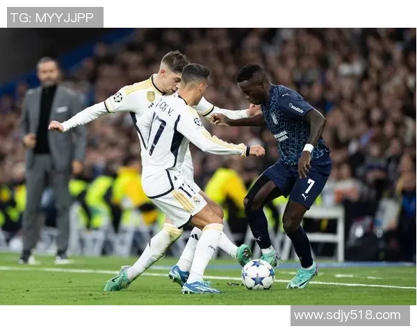 全球知名国际男子足球明星盘点与成就分析